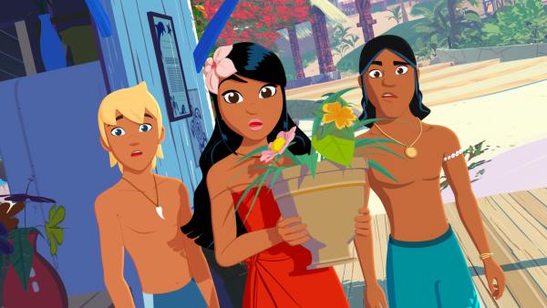 Bild 1 von 4: Yann, Timeti und Auru können es gar nicht glauben. Vor der Insel Maotou wurde ein Eisberg gesichtet.