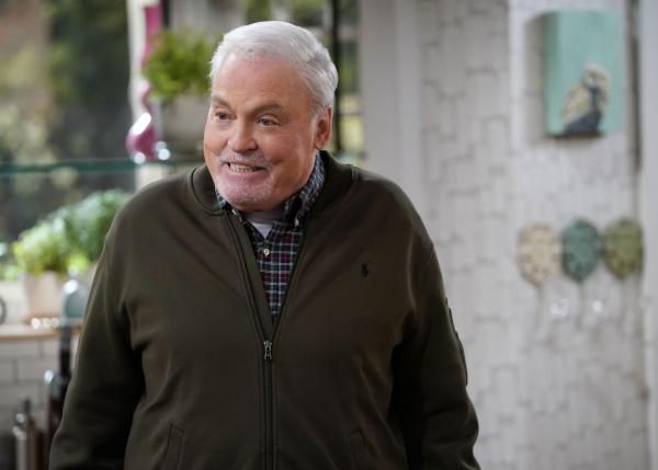 Bild 1 von 19: Joe (Stacy Keach)