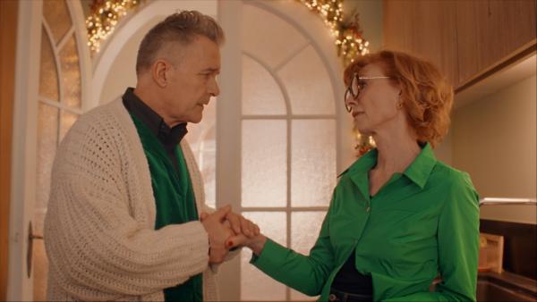 Bild 1 von 4: Piet (Frank Focketyn) und Annie (Marleen Merckx) verbergen ein Geheimnis.