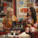 2 Broke Girls