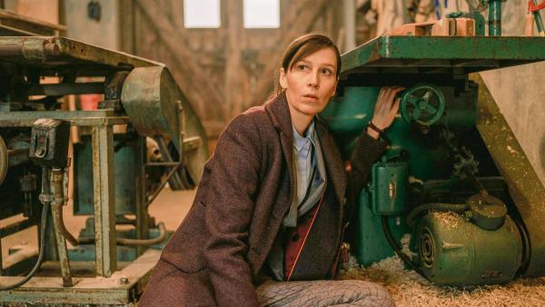 Bild 1 von 18: Im Bild: Katharina Hauter (Frau Lange).