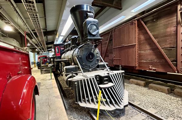 Bild 1 von 5: Die erste Dampflok, die jemals durch die Prärie in Manitoba fuhr, im Eisenbahn-Museum im kanadischen Winnipeg.