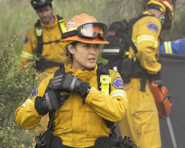 Bild 1 von 11: Andy Herrera (Jaina Lee Ortiz)