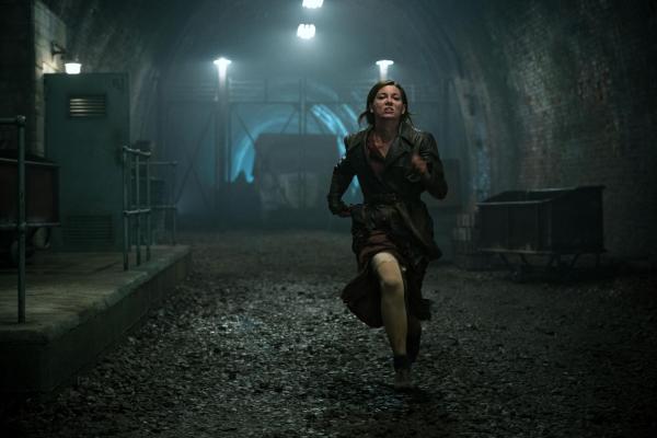 Bild 1 von 8: Chloe (Mathilde Ollivier)
