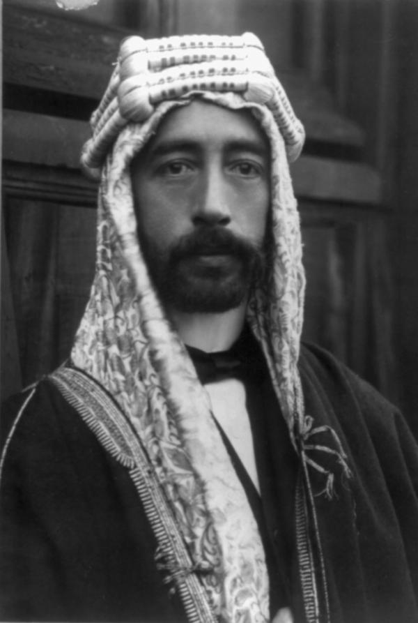 Bild 1 von 4: Faisal I. Sohn des Sherifen von Mekka. Er führte die arabische Revolte gegen die Osmanen an. Die Briten versprachen ihm und seiner Familie ein arabisches Königreich im Falle eines Sieges.