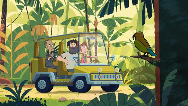 Bild 1 von 4: Reporter Walter Fiebig wird von Sonia und Hector durch das Reservat geführt. Er kann den Ausflug leider kaum genießen, da er große Angst vor Tieren aller Art hat.