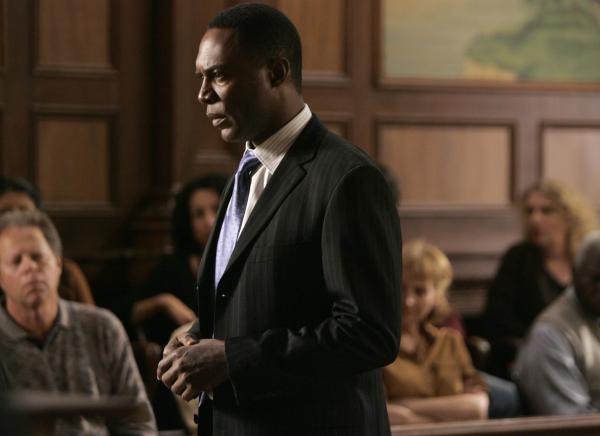 Bild 1 von 11: Richard Brooks as Paul Robinette -- NBC Universal