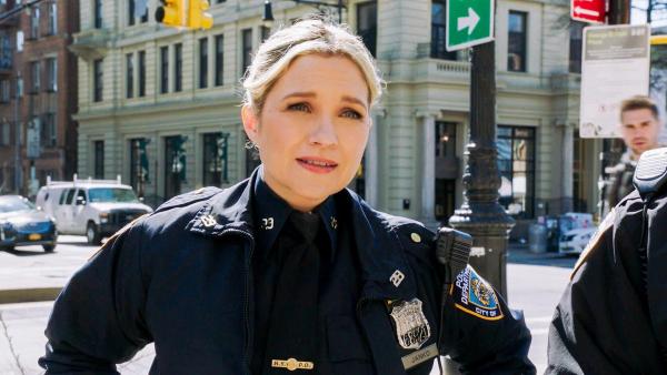 Bild 1 von 24: Im Bild: Vanessa Ray (Eddie Janko).
