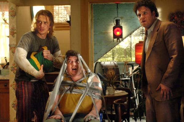 Bild 1 von 5: L-R, James Franco, Danny McBride and Seth Rogen star in Columbia Pictures' comedy PINEAPPLE EXPRESS.