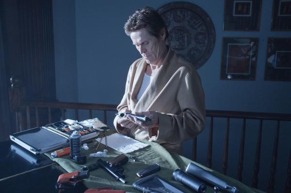 Bild 1 von 17: Freund oder Feind? Lässt sich Killerkollege Marcus (Willem Dafoe) vom Syndikat kaufen?