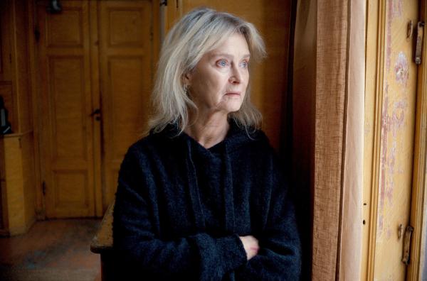 Bild 1 von 5: Nach einem Suizidversuch befindet sich Marianne (Lena Endre) in psychiatrischer Behandlung ? die Vergangenheit lässt sie nicht los.