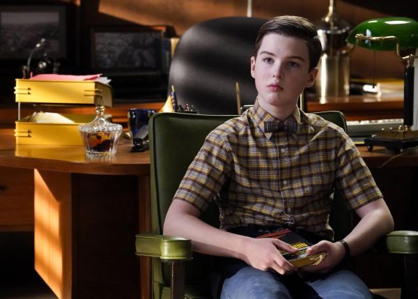 Bild 1 von 10: Sheldon Cooper (Iain Armitage)