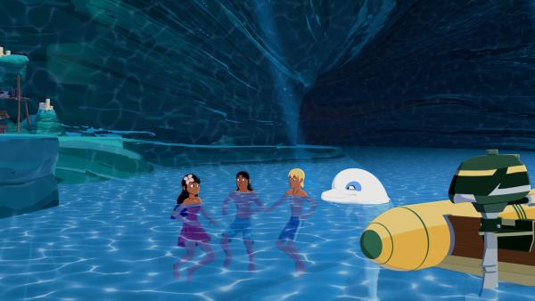 Bild 1 von 5: Timeti (v.l.), Auru, Yann und Zoom wollen in die geheime Höhle mit der Perle Poemari schwimmen. Sie glauben, nur durch diese Perle kann Ramana wieder aus seinem tiefen Schlaf geholt werden.
