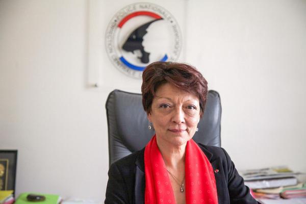 Bild 1 von 3: Im Bild: Mireille Ballestrazzi ist 2015 Leiterin der französischen Kriminalpolizei und Präsidentin von Interpol. Sie erzählt, dass die Attentäter den Behörden bekannt waren, ihr Gefährdungspotential aber komplett unterschätzt wurde.