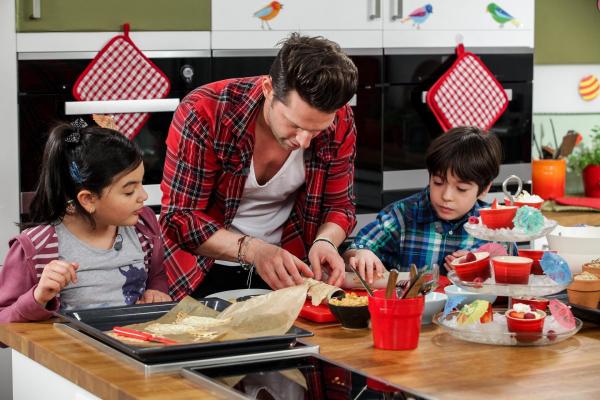 Bild 1 von 33: Im Bild: Ashley, Alexander Kumptner, David.