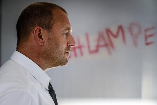Bild 1 von 15: Simon Kessler (Heino Ferch)