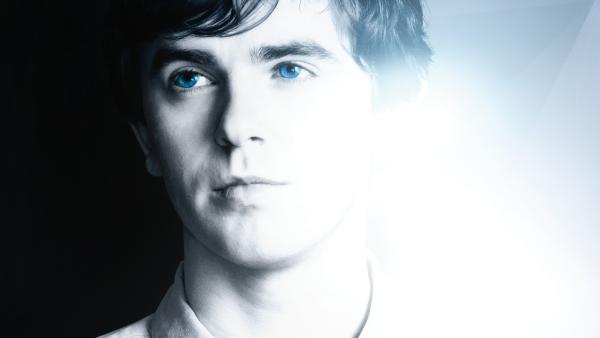 Bild 1 von 3: Freddie Highmore (Dr. Shaun Murphy)