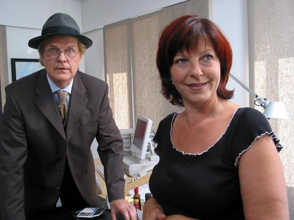 Bild 1 von 13: Im Bild: Peter Fricke (Albert Summer), Elfi Eschke (Conny Herzog).