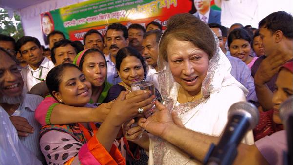 Bild 1 von 3: Khaleda Zia, die einstige First Lady von Bangladesch.