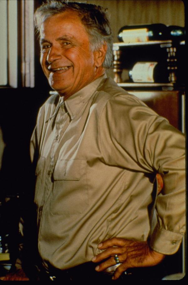 Bild 1 von 8: Immer wieder muss Rockfords Vater Joseph (Noah Beery) ihm aus der Patsche helfen ...