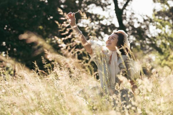Bild 1 von 13: Sommer 1853: Bei einem Treffen in Bad Ischl verliebt sich der 23-jährige Kaiser Franz Joseph in seine sieben Jahre jüngere Cousine Elisabeth, genannt Sisi (Viktoria Hillisch).