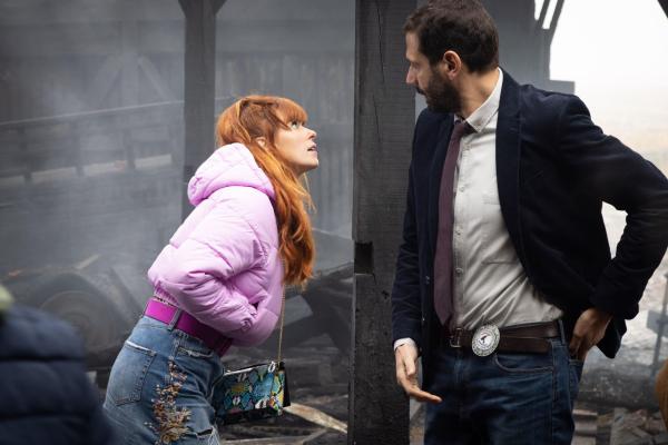 Bild 1 von 5: Morgane Alvaro (Audrey Fleurot, l.); Adam Karadec(Mehdi Nebbou, r.)