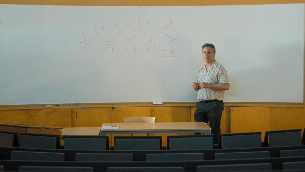 Bild 1 von 10: Im Bild: Professor Ian Cousins - Universita¨t Stockholm.