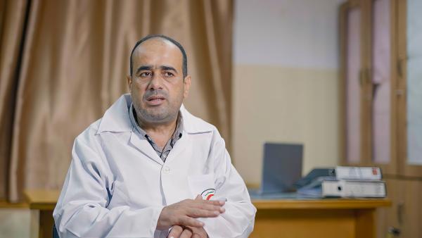 Bild 1 von 6: Mohammed Abu Salmiya, Leiter der Al-Schifa-Klinik in Gaza-Stadt, berichtet von Folter in israelischer Haft.