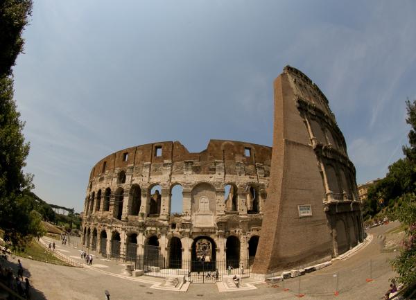 Bild 1 von 1: Heute ist das Kolosseum ein Symbol gegen die Todesstrafe.