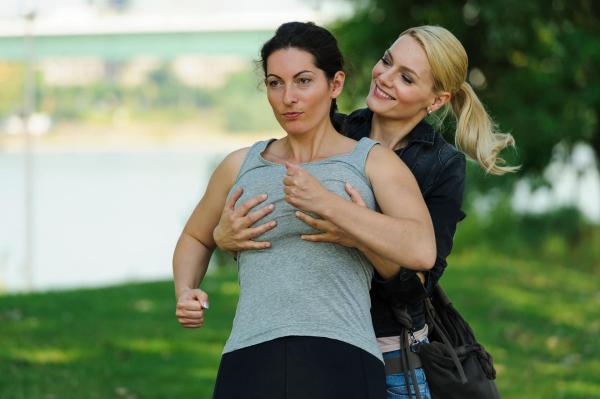 Bild 1 von 20: (2. Staffel) - In \