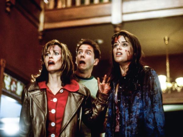 Bild 1 von 10: (v.l.n.r.) Gale Weathers (Courteney Cox); Randy (Jamie Kennedy); Sidney (Neve Campbell)