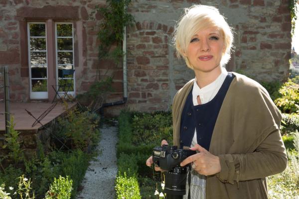 Bild 1 von 1: Anna Lena Dörr auf Fotosafari.