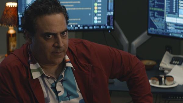 Bild 1 von 15: Ernie Malik (Jason Antoon)