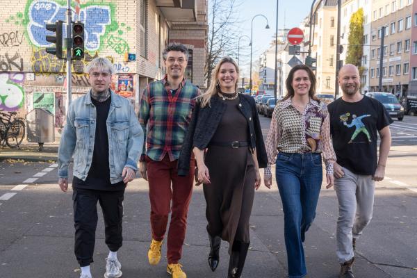 Bild 1 von 4: Das Team von Geheimnis der Meister. Von links nach rechts: Alexander Höller, Bertram Lorenz, Dr. Bianca Berding, Anna Bungenberg und Tim Ernst.