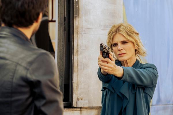 Bild 1 von 8: Sylvia (Emilia Fox) macht Tommaso (Giulio Corso) eine klare Ansage.