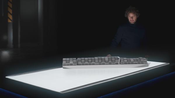 Bild 1 von 2: Die Ever Given blockierte den Suezkanal, eine der wichtigsten Handelsrouten der Welt. Weshalb lief das Containerschiff auf Grund?