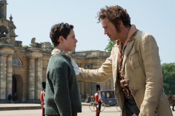 Bild 1 von 15: Im Bild: Harry Collett (Tommy Stubbins), Robert Downey jr. (Dr. John Dolittle).