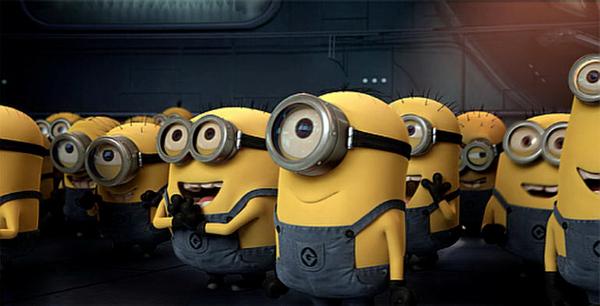 Bild 1 von 6: His minions are in awe of Gru?s plan in Universal Pictures and Illumination Entertainment?s inaugural 3-D CGI feature, Despicable Me.  The film tells the story of one the world?s greatest villains who meets his match in three little girls.  Credit: Universal Pictures and Illumination Entertainment