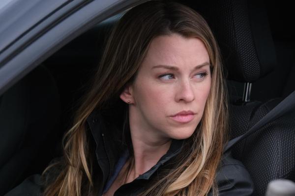 Bild 1 von 8: Sasha Bruder (Kim Shaw)