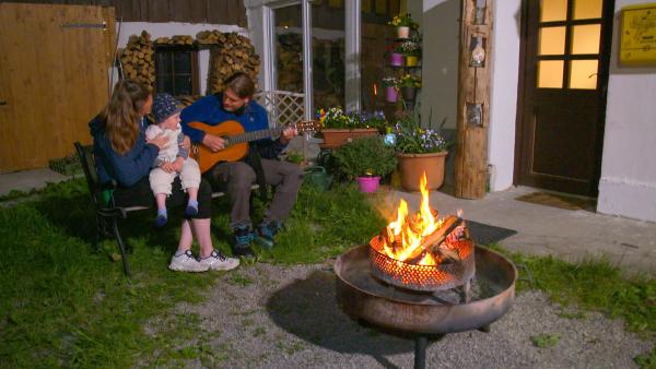 Bild 1 von 3: 