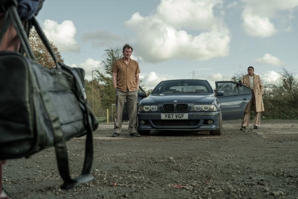 Bild 1 von 8: Brooks (Jason Flemyng, l.); Thompson (Thalissa Teixeira , r.)