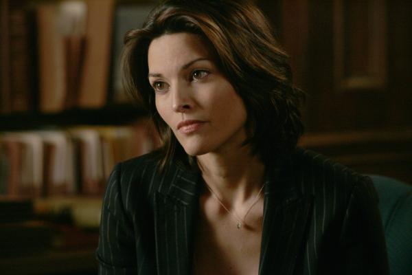 Bild 1 von 5: Alana De La Garza as Connie Rubriosa -- NBC