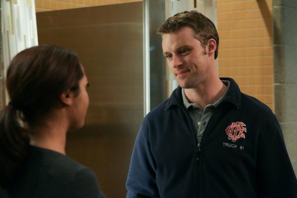 Bild 1 von 12: (l-r) Monica Raymund as Gabirela Dawson, Jesse Spencer as Matthew Casey -- (Photo by: Elizabeth Morris/NBC)