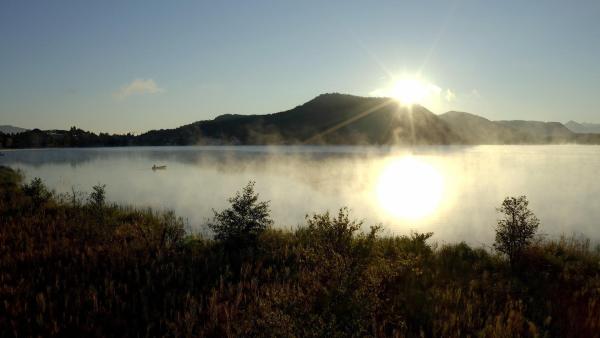 Bild 1 von 11: Im Bild: Faakersee im Morgengrauen.