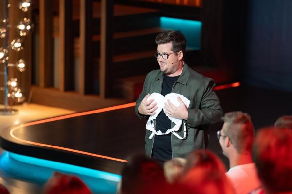 Bild 1 von 10: Chris Tall