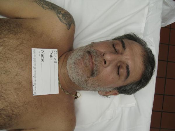 Bild 1 von 70: (4. Staffel) - Dr. Jan Garavaglia, eine der renommiertesten Pathologinnen in den USA, gibt einen Einblick in ihre Arbeit und erklärt, wie sie zusammen mit ihrem Team bei der Lösung komplizierter Mordfälle hilft und medizinische Absonderlichkeiten aufklärt.