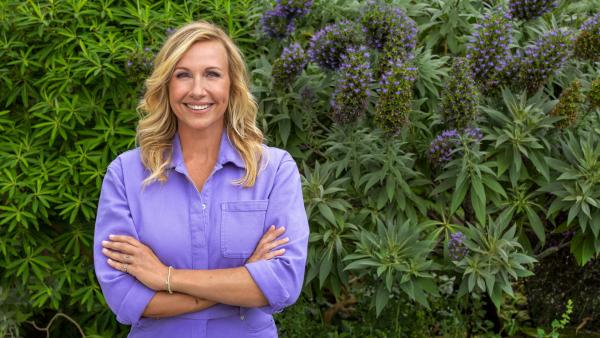 Bild 1 von 1: Andrea Kiewel, Moderatorin des ZDF-Fernsehgarten