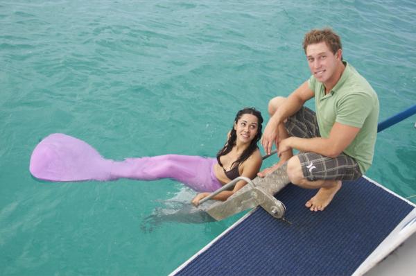 Bild 1 von 7: (l-r) Jael De Pardo, Austin Porter -- Photos by: Paul Broben/Syfy