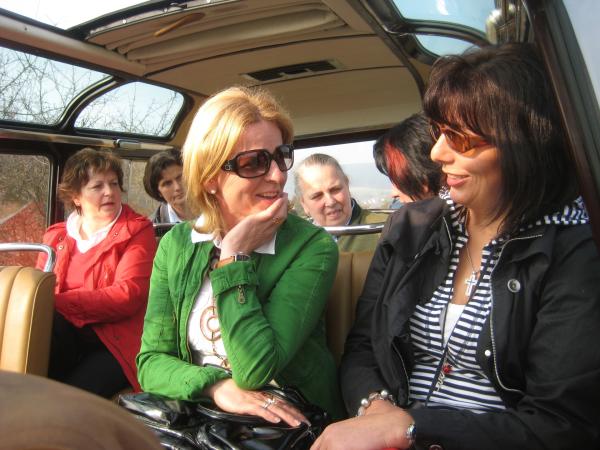 Bild 1 von 4: Die Landfrauen bei einem Ausflug. Von links: Evelyn Heil, Angelika Anetseder und Helga Bock.