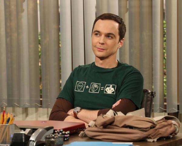 Bild 1 von 10: Sheldon (Jim Parsons) und Amy schaffen es, sich mit ihren Geschenken gegenseitig zu überraschen ...